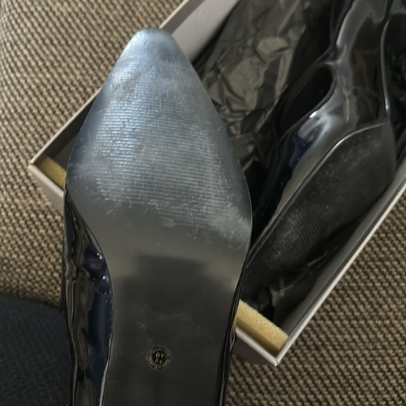 Heels - Picture 2 of 4